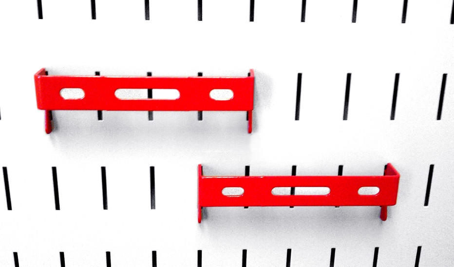 1 x 4 Pegboard Bracket
