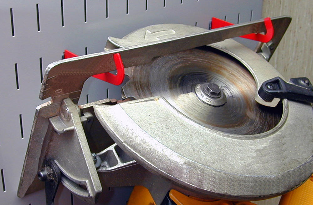Pegboard Hook for Circular Saw Pegboard Peg