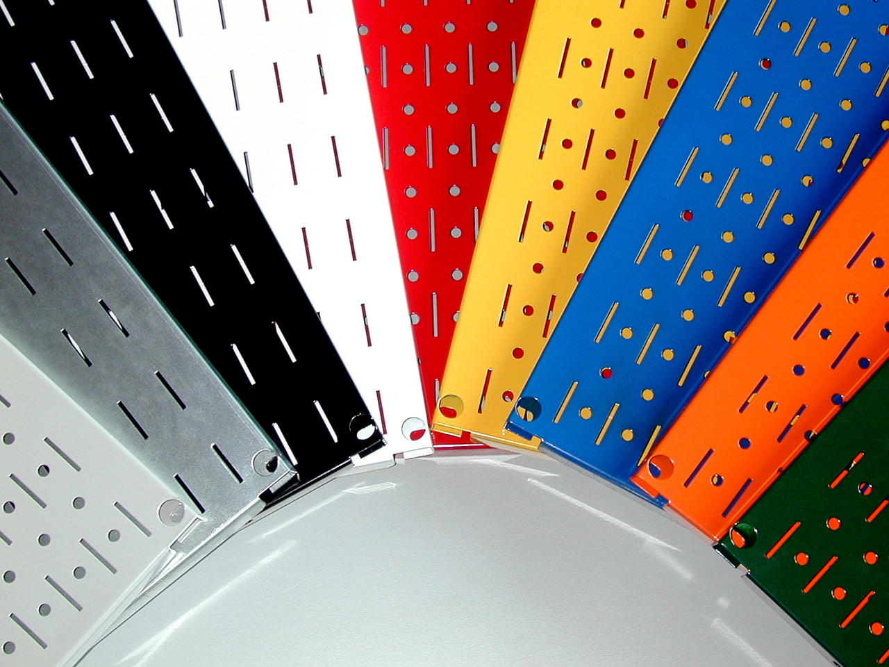 Wall Control Pegboard comes in many colors