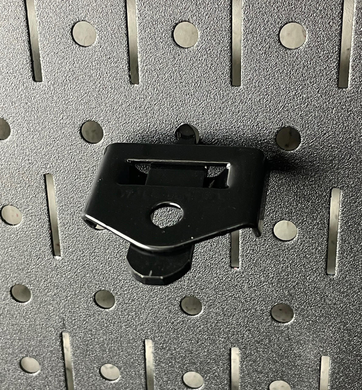 How to Lock Pegboard